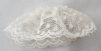 Cream Lace Scrunchie
